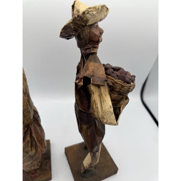 Mexican Folk Art Corn Husk Figurines Man & Woman Market Scene 12” Pair - Picture 9 of 11